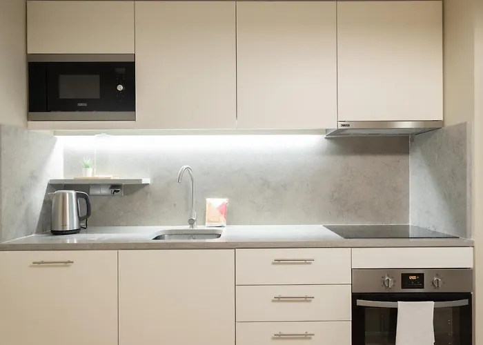 Flh Cais Sodre Trendy Duplex Lägenhet *