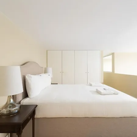 Appartement Flh Cais Sodré Trendy Duplex *